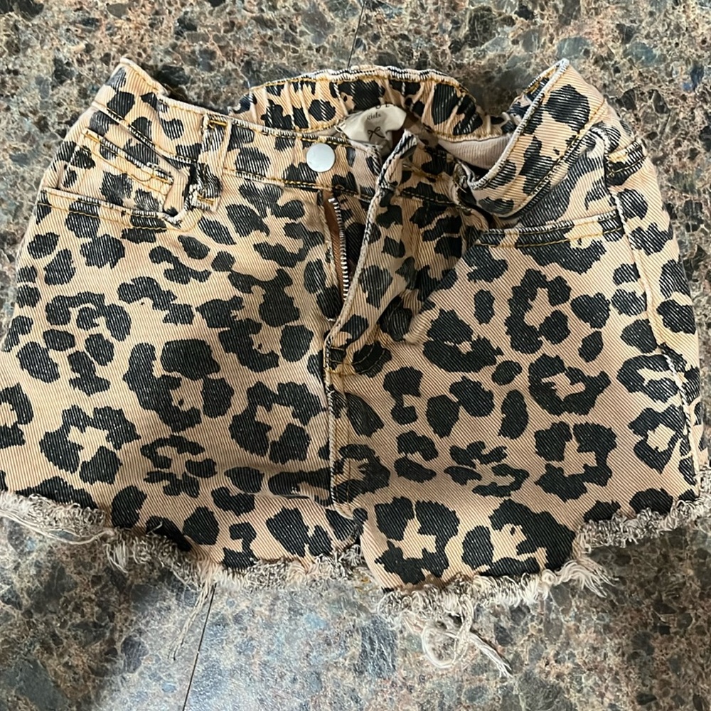 Hayden girl leopard print denim shorts button front
